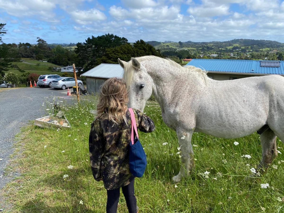 Waimauku Pukeatua Farmstay מראה חיצוני תמונה